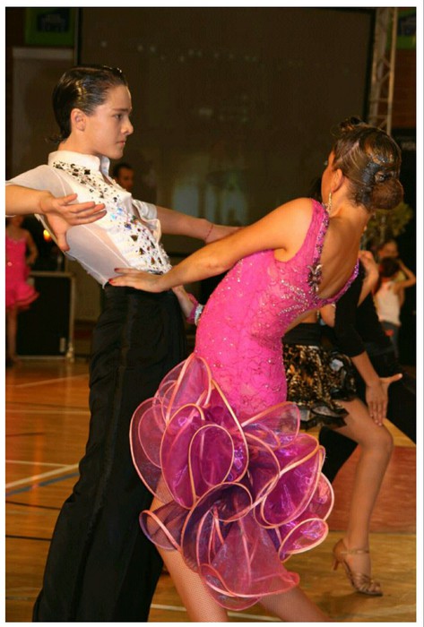 Танцевальный костюм: женское платье латина для Юниоров-2  (Розовое) р. 40-42