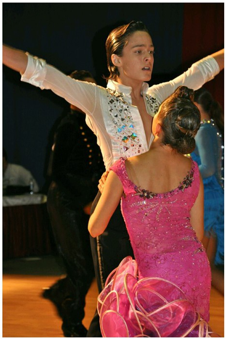Танцевальный костюм: женское платье латина для Юниоров-2  (Розовое) р. 40-42