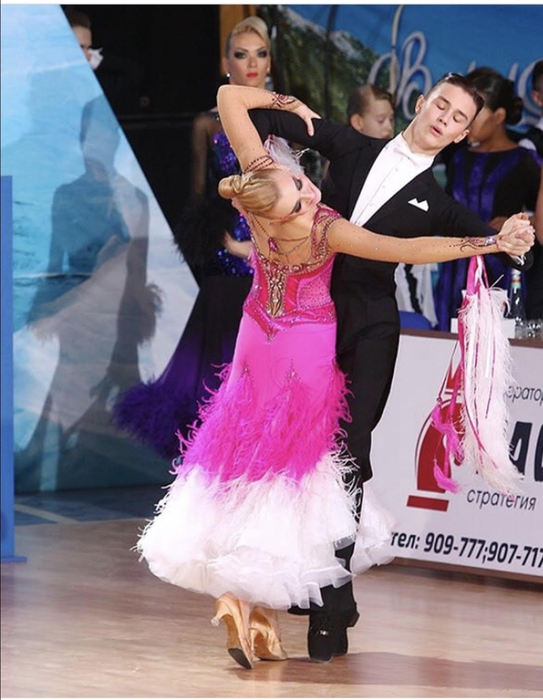 Танцевальный костюм: женское платье стандарт Примабелла  (розовое с белым) р.XS-S